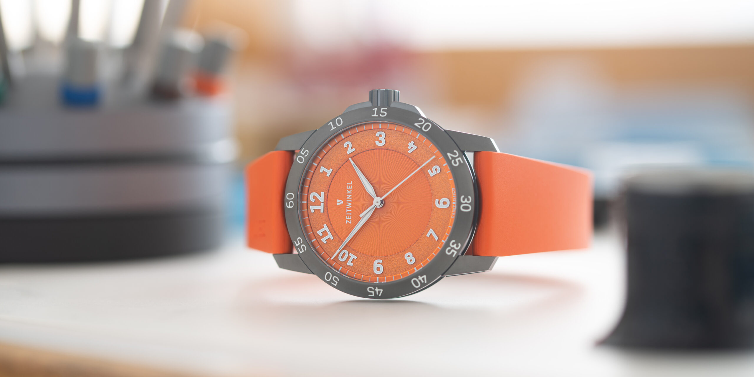 Review: the new Zeitwinkel 240° Noir :