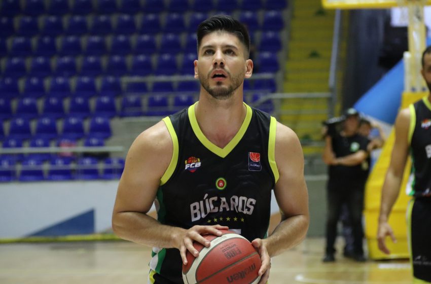 Búcaros sigue con su buena racha al vencer a Piratas en Bucaramanga