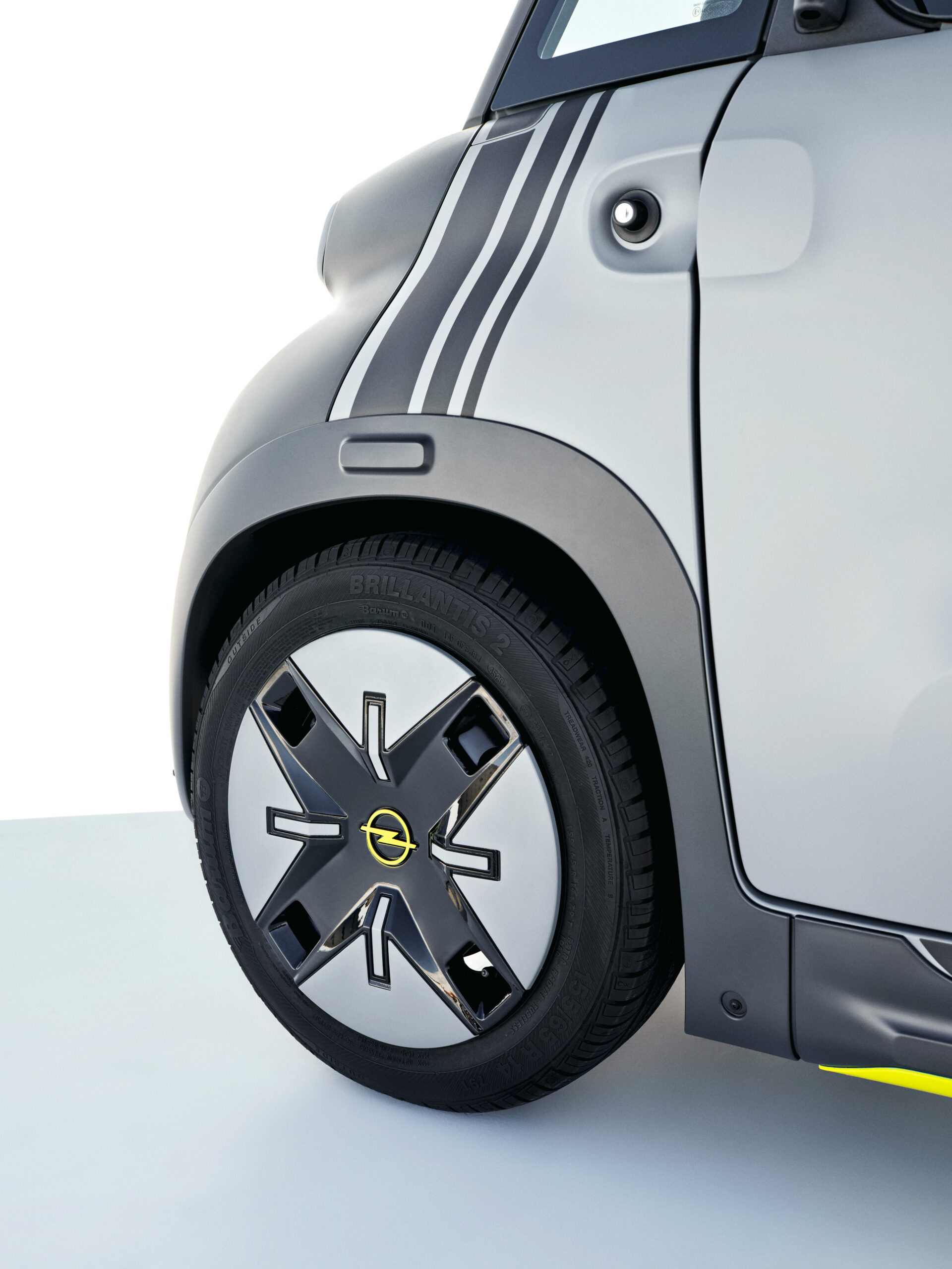 Opel Rocks-e: Opels Mini-Stromer für den Großstadt-Dschungel 7 Opel Rocks-e: Neuer City-Stromer