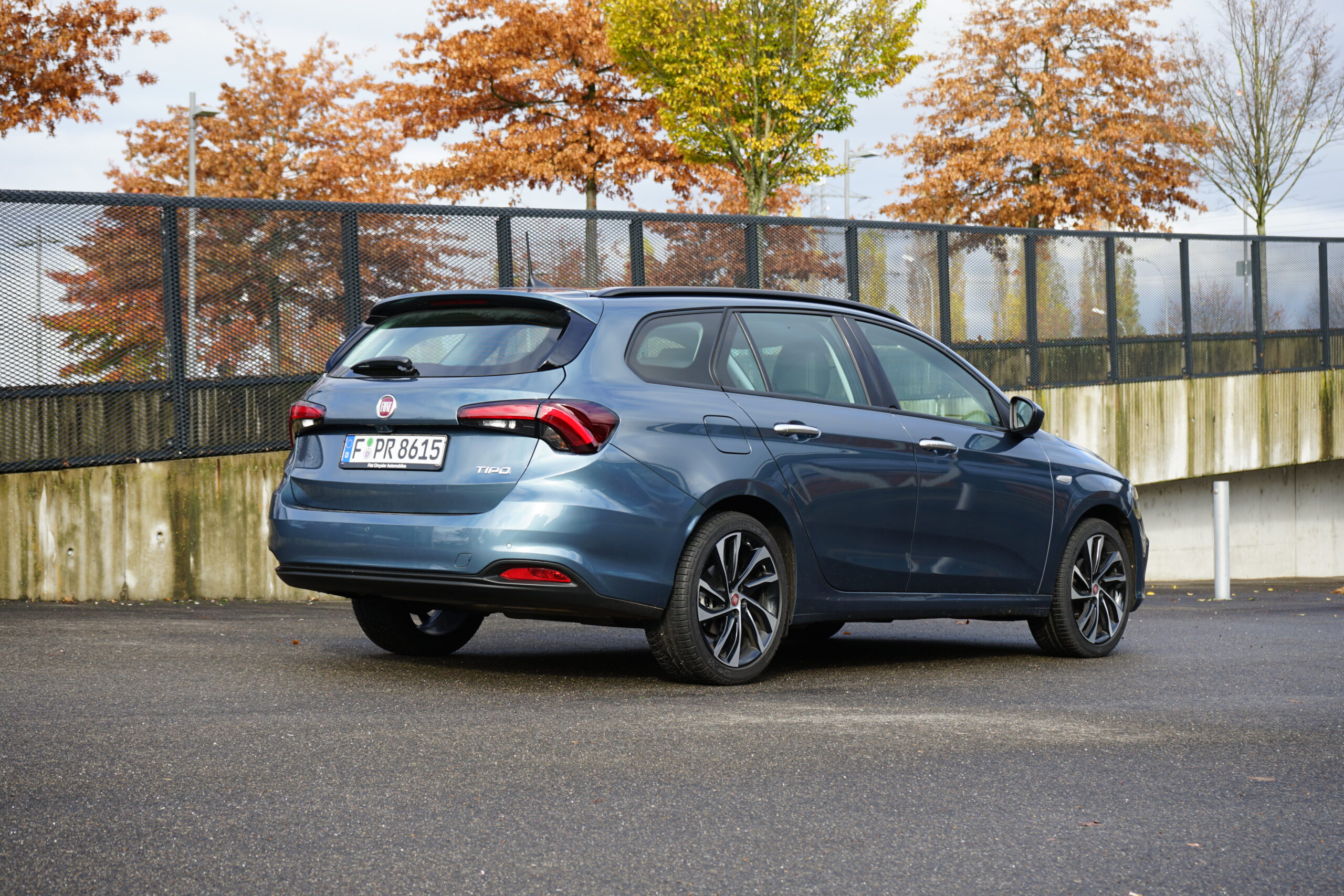 Fiat Tipo 5-Türer Kombi (2021) - Auto mit Platz für Kinderwagen - Review 3 Fiat Tipo 5-Türer Kombi (2021) - Auto mit Platz für den Kinderwagen