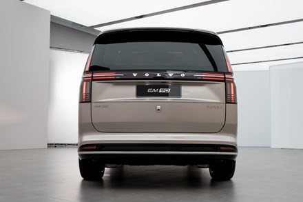 Volvo hat jetzt auch einen Van 5 Volvo EM 90 Heck