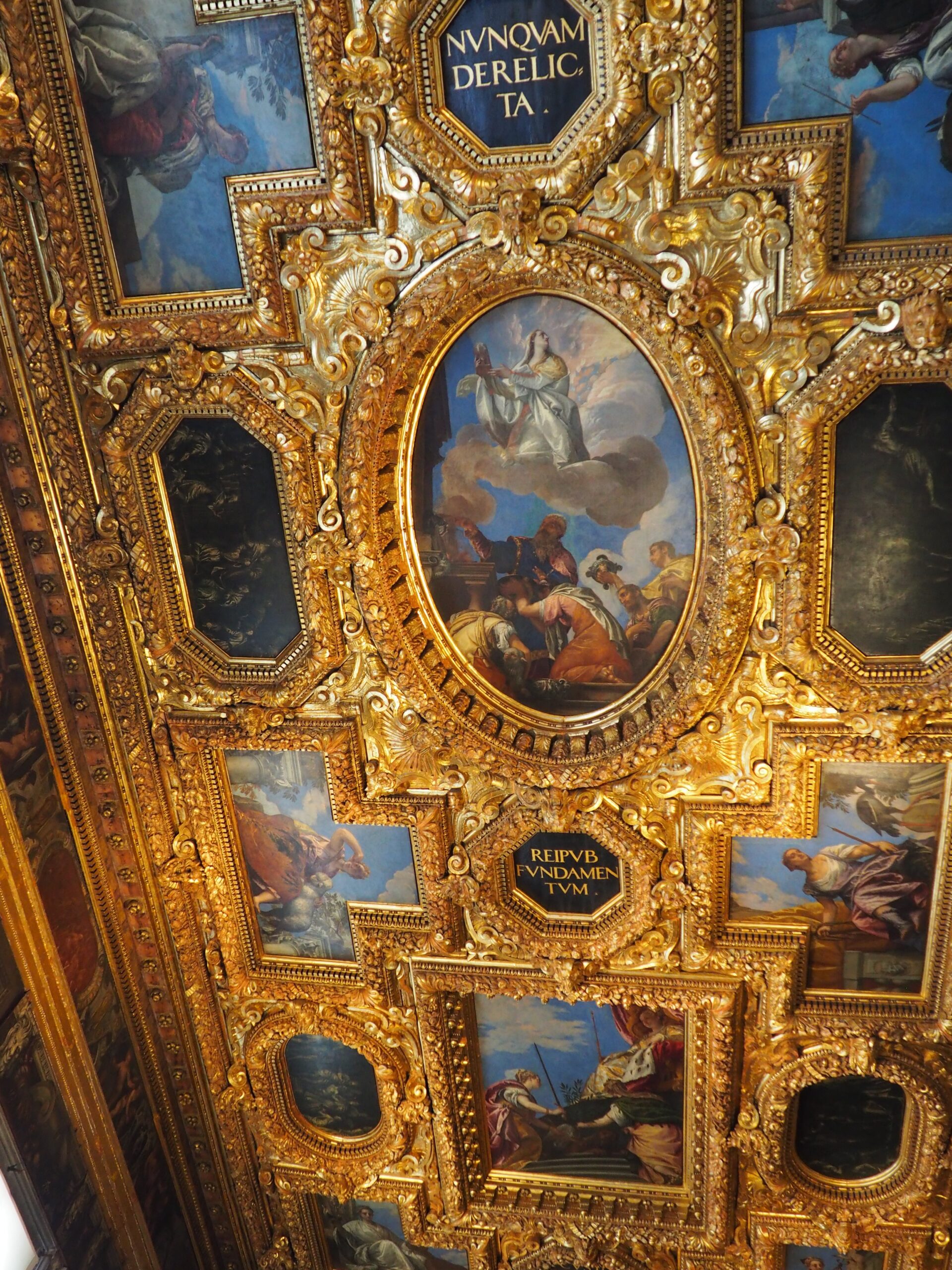Gold plated ceiling