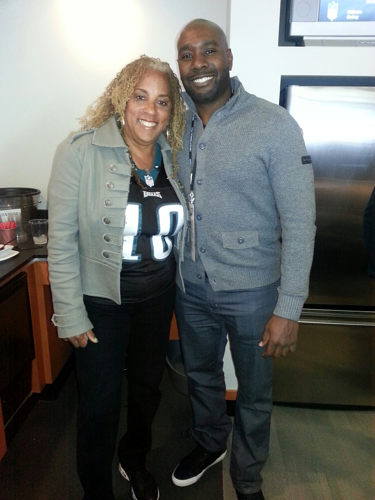Wenn ihnen die art und weise, wie morris chestnut spielt, gefällt, stellen wir ihnen eine liste aller filme zur verfügung, . Thanks To Morris Chestnut For Supporting The Philadelphia Eagles Desean Jackson Foundation