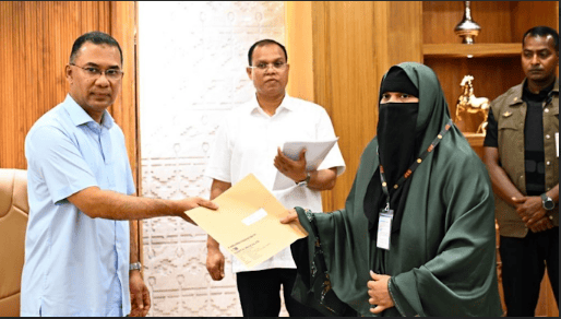 আত্মত্যাগের লক্ষ্য ছিল উন্নত বাংলাদেশ গড়া’ জুলাই গণ-অভ্যুত্থানে শহীদ ও আহতদের পরিবারের সদস্যদের চাকরির নিয়োগপত্র দিলেন প্রধানমন্ত্রী তারেক রহমান
