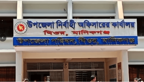ঘিওরে এক কৃষকের প্রায় ৪০ মন কাচা পেঁপে রাতের আধারে কেটে ফেলেছে দুর্বৃত্তরা