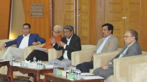 জুলাই জাতীয় সনদের সাংবিধানিক বাস্তবায়নের জন্য বিশেষজ্ঞরা সুপারিশ দিয়েছেন সাংবিধানিক আদেশ ও গণভোটের মাধ্যমে
