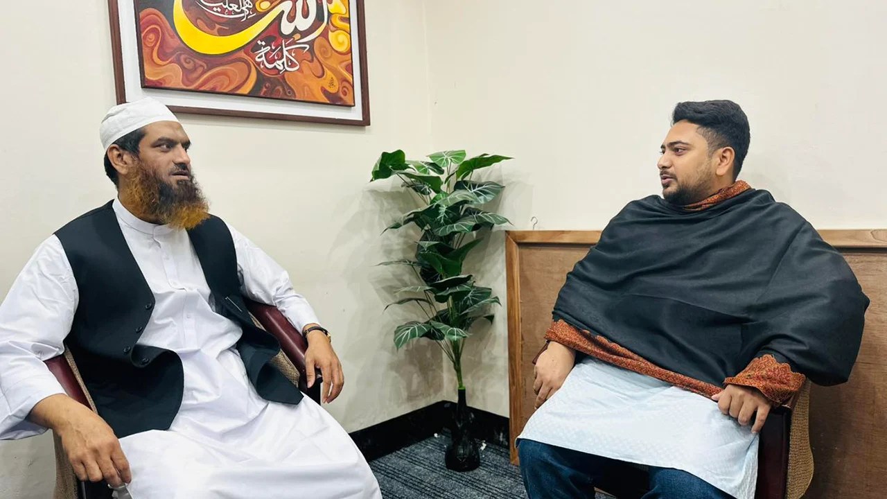 এনসিপি ও খেলাফত মজলিসের শীর্ষ নেতাদের সৌজন্য সাক্ষাৎ, রাজনৈতিক সমন্বয় নিয়ে আলোচনা