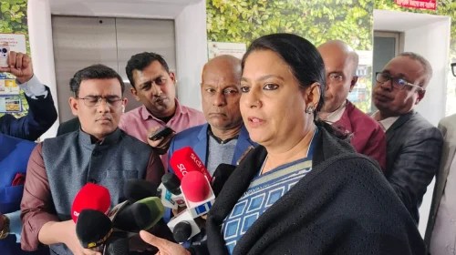 মার্কিন অভিবাসী ভিসা বাতিল ইস্যুতে সরকারের কর্মকৌশল আসছে