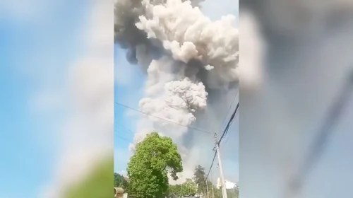 চীনের আতশবাজি কারখানায় ভয়াবহ বিস্ফোরণে নিহত ২১