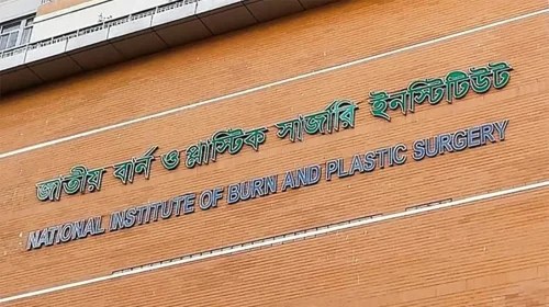 নারায়ণগঞ্জে একই পরিবারের চারজনের মৃত্যু মদনপুরে বাসায় আগুনের ঘটনা