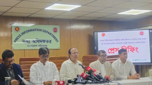 আট জেলার বন্যায় নিহত ৫৪ জনের বেশির ভাগই পাহাড়ধসে মারা গেছেন জানালেন ত্রাণমন্ত্রী
