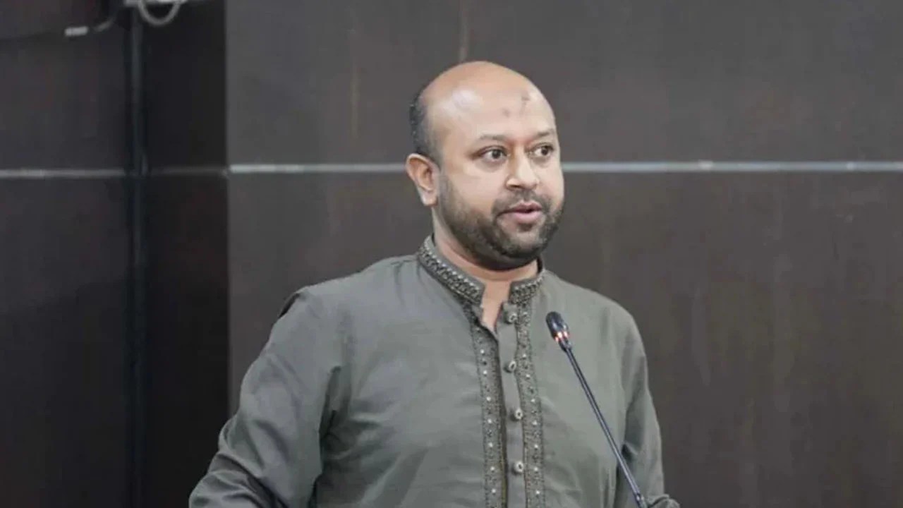 বাজেট ও মুদ্রানীতির সাংঘর্ষিক অবস্থান অর্থনীতিকে গভীর সংকটে ফেলবে, এবি পার্টির ব্যারিস্টার ফুয়াদ
