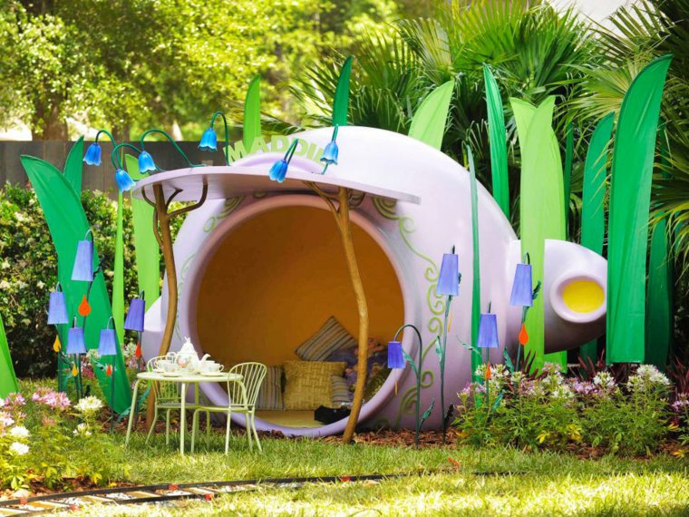 Découvrez des aménagements de chambre. 33 maisonnettes pour jouer Ã  l'extÃ©rieur qui rendraient