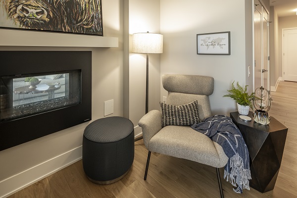 Furniture, art, and home decor in fargo-moorhead