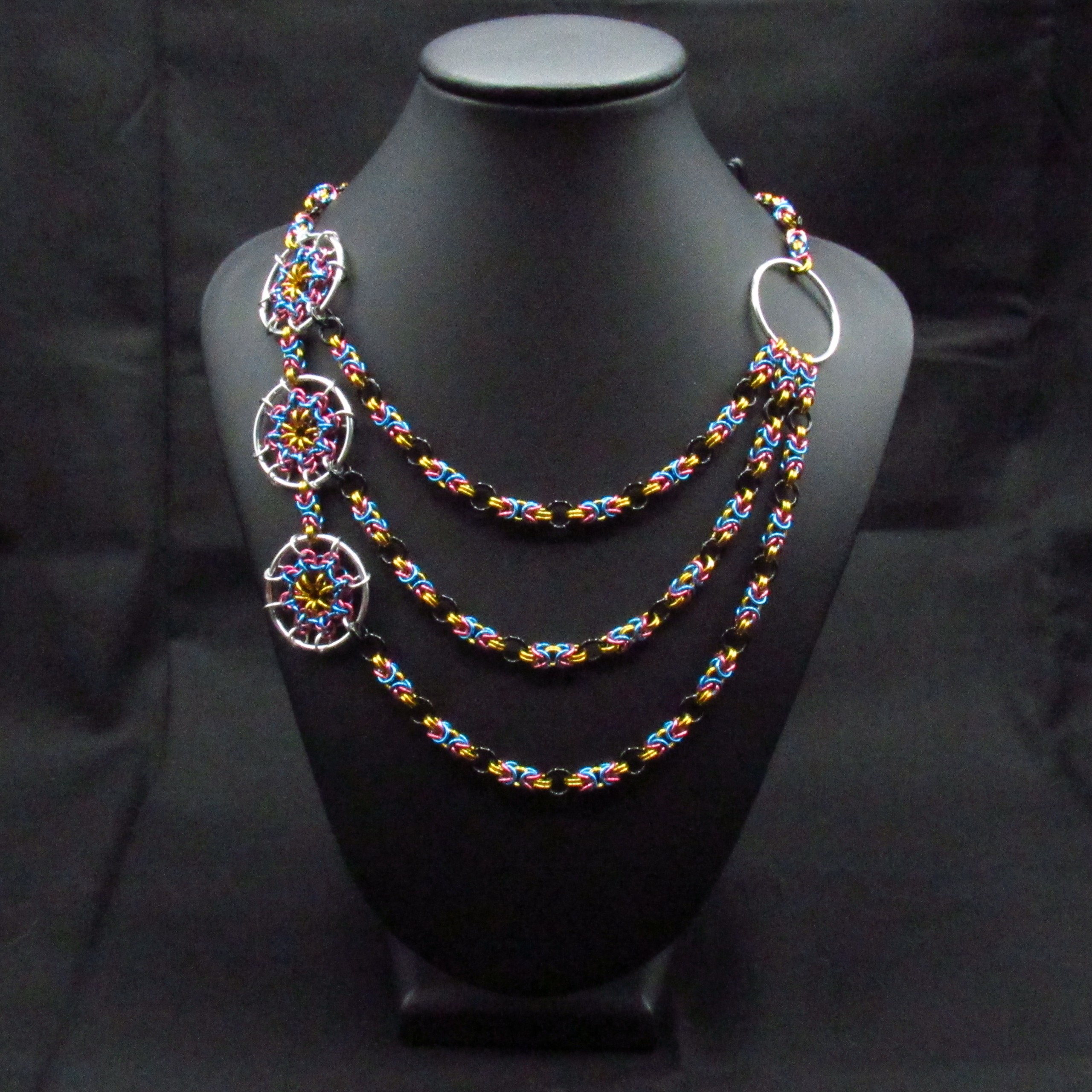 2472 Spring Flowers Necklace