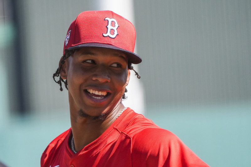 Dominicano Brayan Bello firma acuerdo de 6 años y US$55 millones con Medias Rojas de Boston