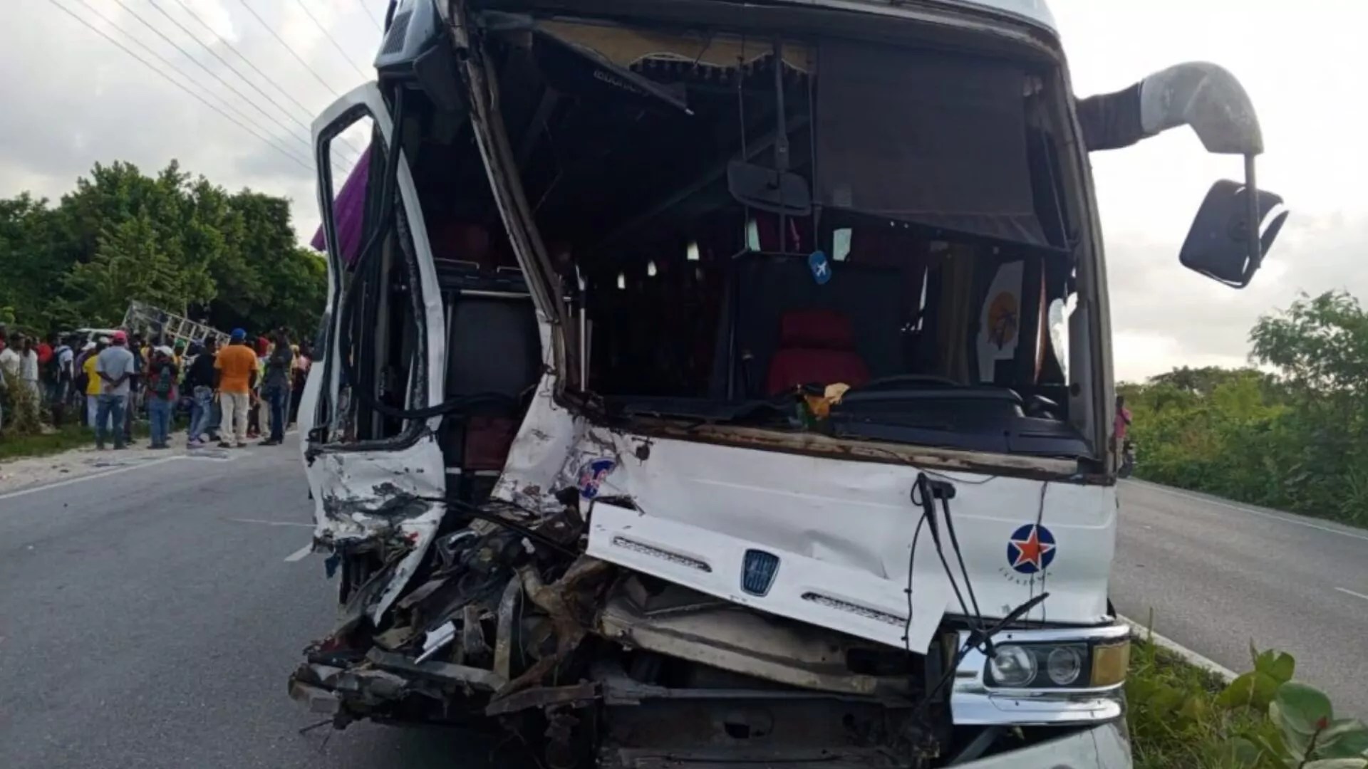Aumentan a cinco los muertos por el accidente de la Circunvalación de Verón-Bávaro