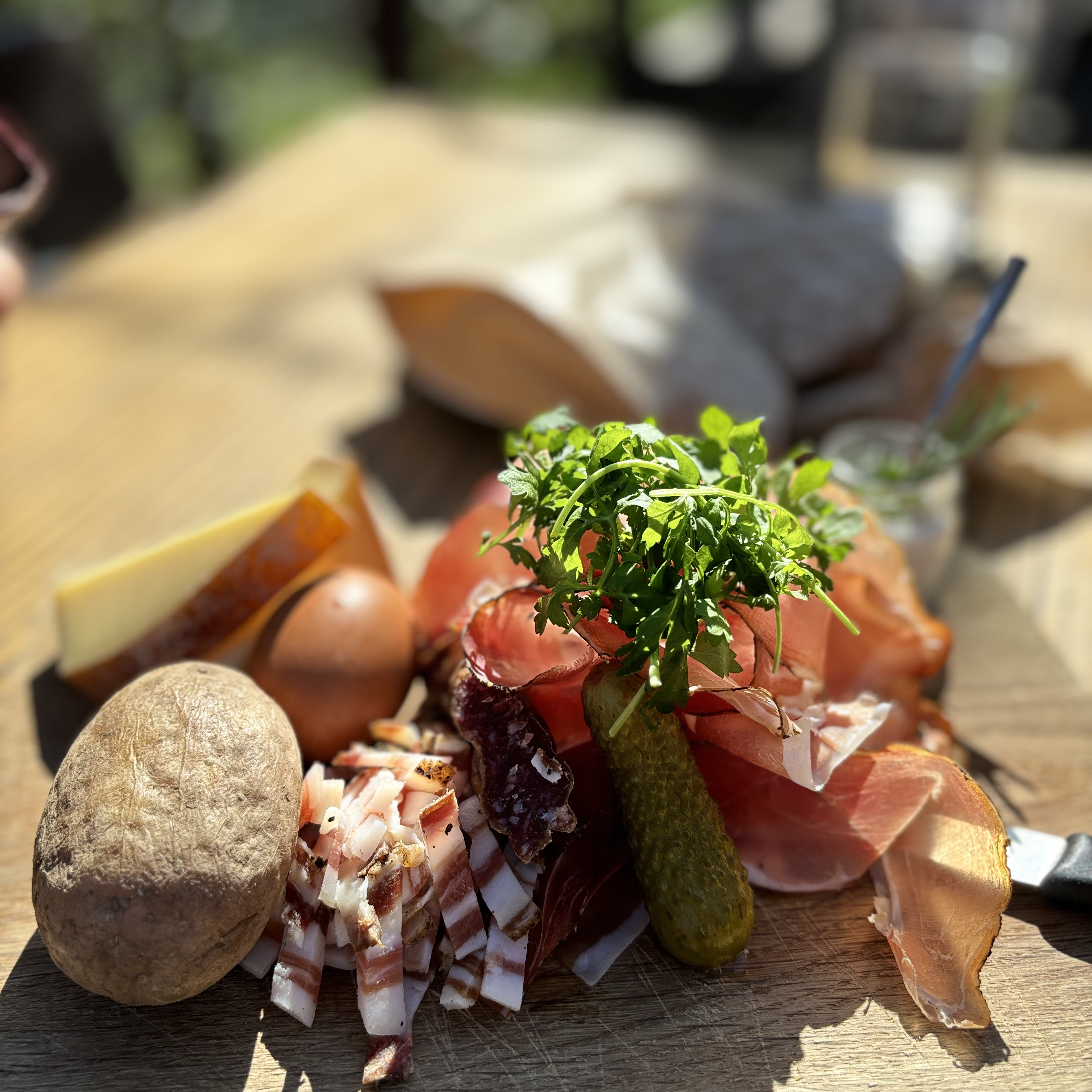 Charcuterie Board (c) Destination Concierge