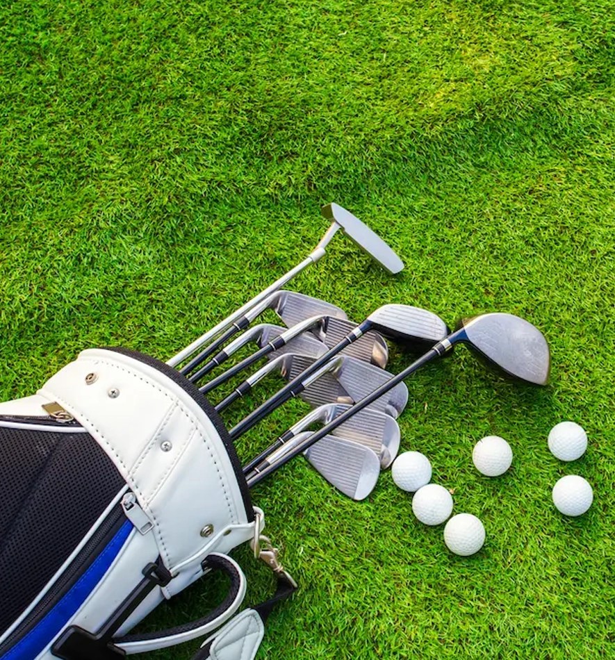 Campos de golf exclusivos en el entorno de destiny by bergen. Disfruta de la tranquilidad de los mejores campos sobre el verde brillante y mejora tu estilo de vida adquiriendo un apartamento de lujo en la nucia, costa blanca.