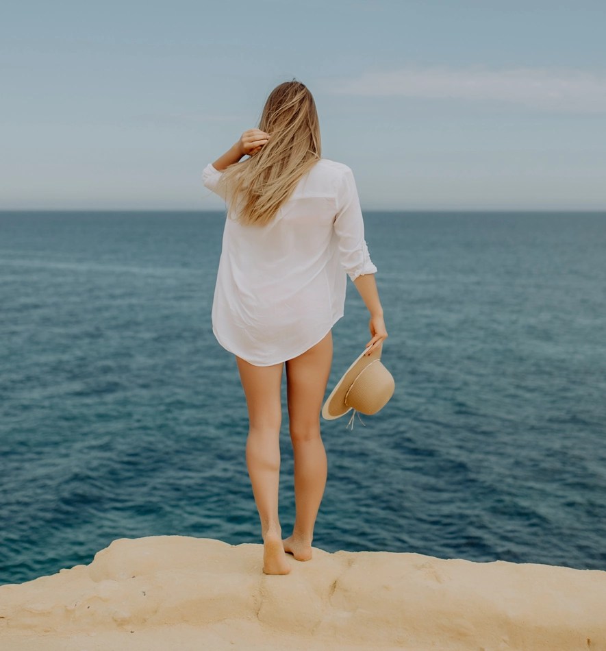 Brisa mediterránea y estilo de vida en el entorno de destiny by bergen. Siente la libertad frente al mar y déjate abrazar por la brisa adquiriendo uno de nuestros exclusivos apartamentos de lujo en la nucia, costa blanca.