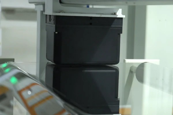 Read more about the article How Thickness Tolerance Affects Thermoforming Stability in PET Sheet Rolls