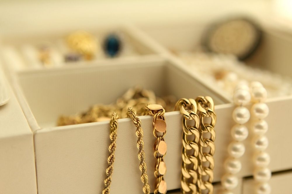 How To Clean Gold-Plated Jewelries