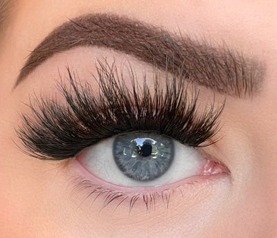 Best Tips For Making Long Lashes Last Longer
