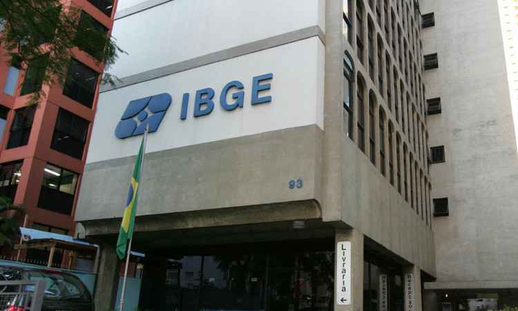 Governo golpista manipula de dados do IBGE
