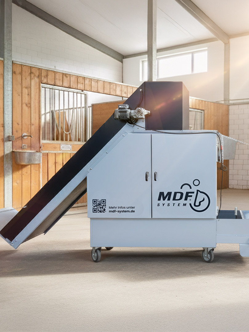 Der MDF®-Automat von MDF®-System in einem modernen Pferdestall
