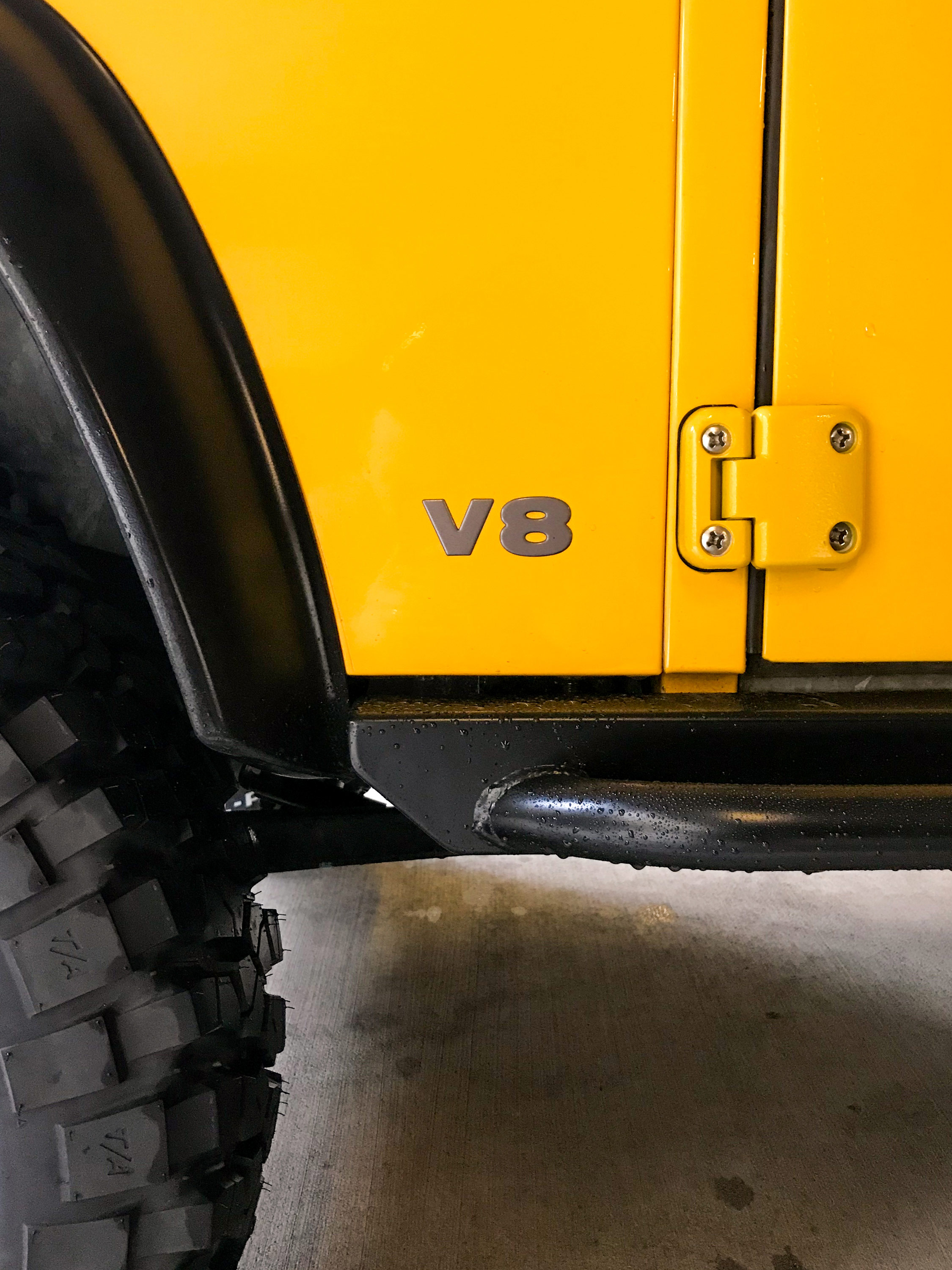 Land Rover Defender rock sliders
