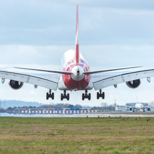 Real Time Flights Api Receive Live Updates - Download Ultra HD Mountain Image | 4K