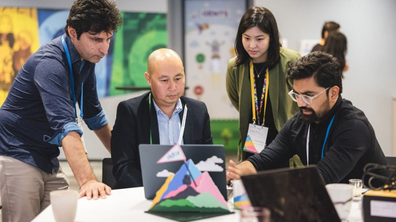 Explore Accelerator Programs Google For Developers - Classic Light Art - HD