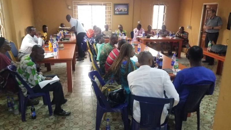 Discipleship Transforms Communities Developing Workers - Minimal Wallpaper Collection - Desktop Quality