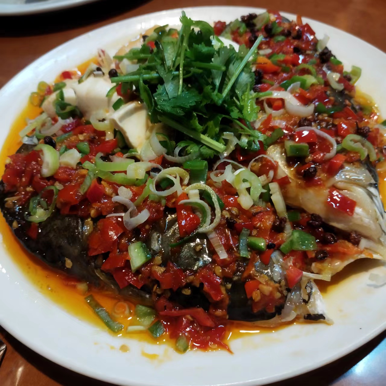 魚カブトのたっぷり唐辛子蒸し