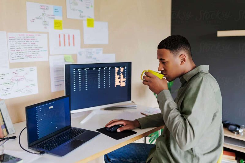 Programmers Dev Wanted - Geometric Backgrounds - Classic HD Collection