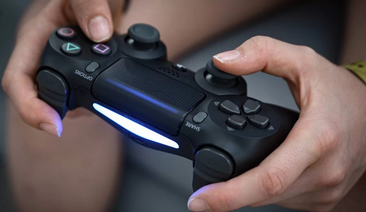 How to Earn $60 Every Hour Playing Video Games