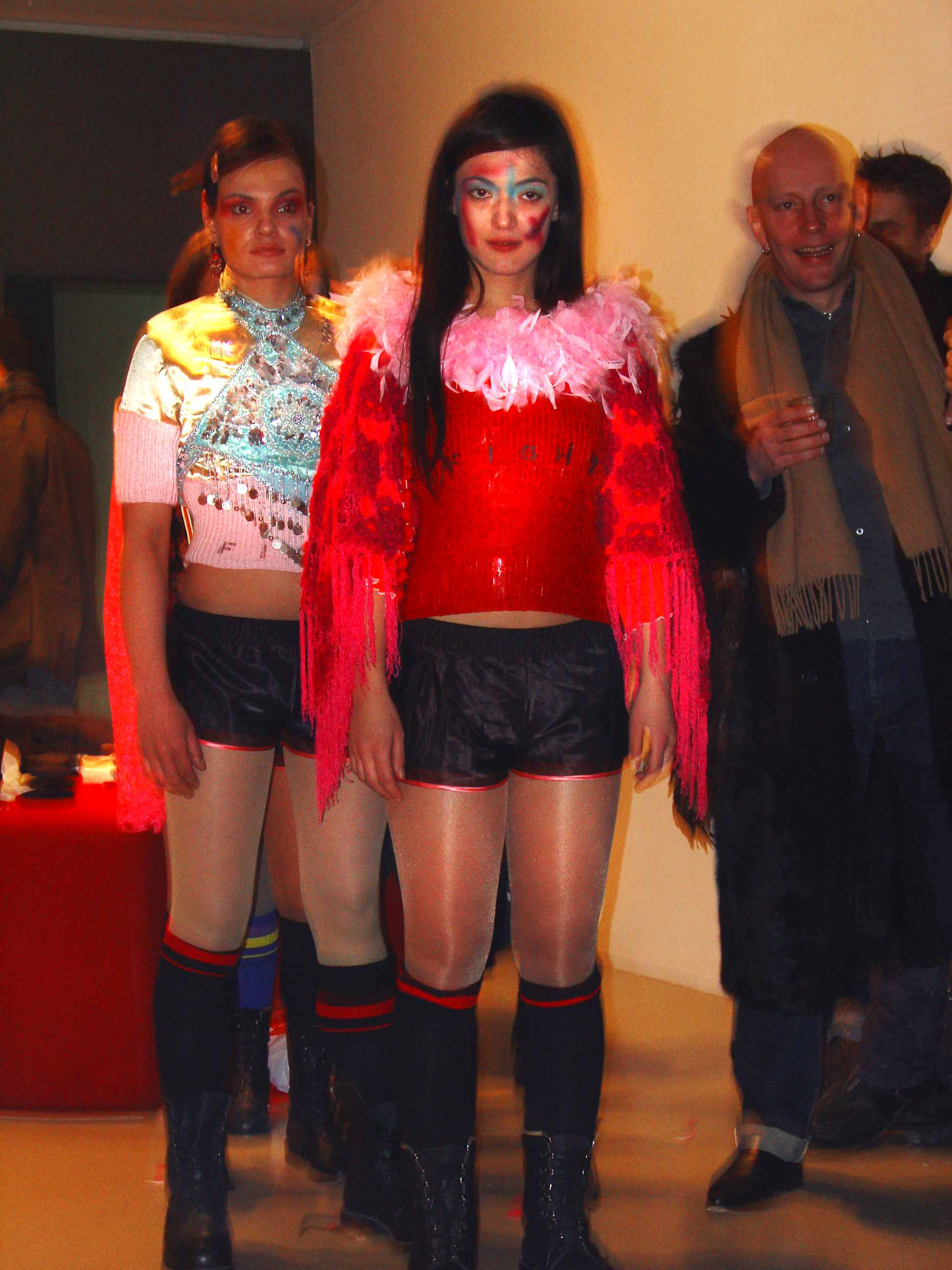 Buy or Die, performance, Play Gallery, Berlin, 2004