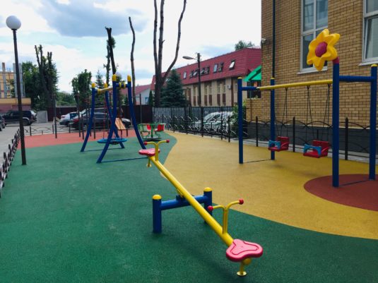 На картинке детский городок PS-108 и резиновое покрытие - dgorodki.ru Фото детского городка PS-108 и резинового покрытия - dgorodki.ru
