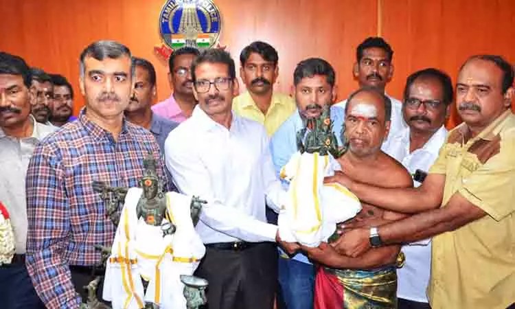 அமெரிக்காவில் மீட்கப்பட்ட பல கோடி மதிப்புள்ள 2 உலோக சிலைகள் ..