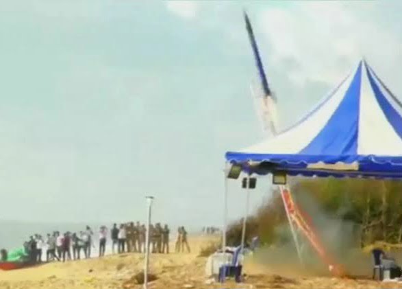 விண்ணுக்கு பறந்த  இந்தியாவின் முதல் ‘ஹைபிரிட் ராக்கெட்’