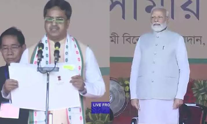 திரிபுரா முதல்-மந்திரியாக மாணிக் சகா பதவியேற்பு..