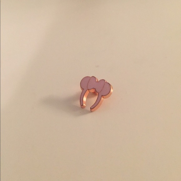 Bibbidibobbidibrooke Band Button Millennial Pink