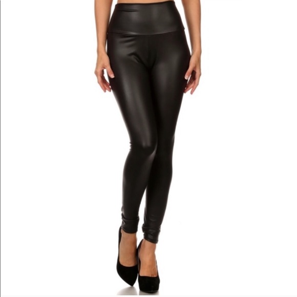 Belle Vere Pants Jumpsuits Belle Vere Faux Leather Leggings Size M Rock Poshmark All Products 0 Sort By.