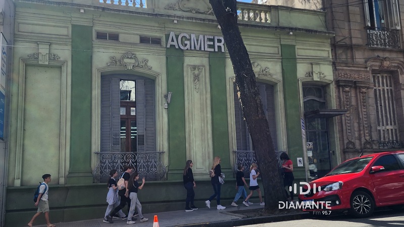 AGMER y AMET realizan un paro docente este miércoles en Entre Ríos - Diamante Fm 95.7 MHz