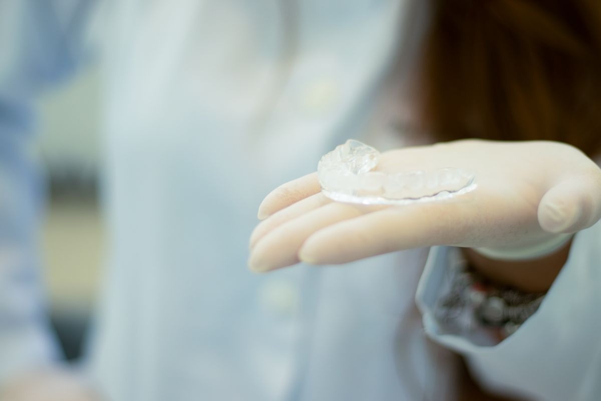 How a Cosmetic Smile Makeover Improves Confidence