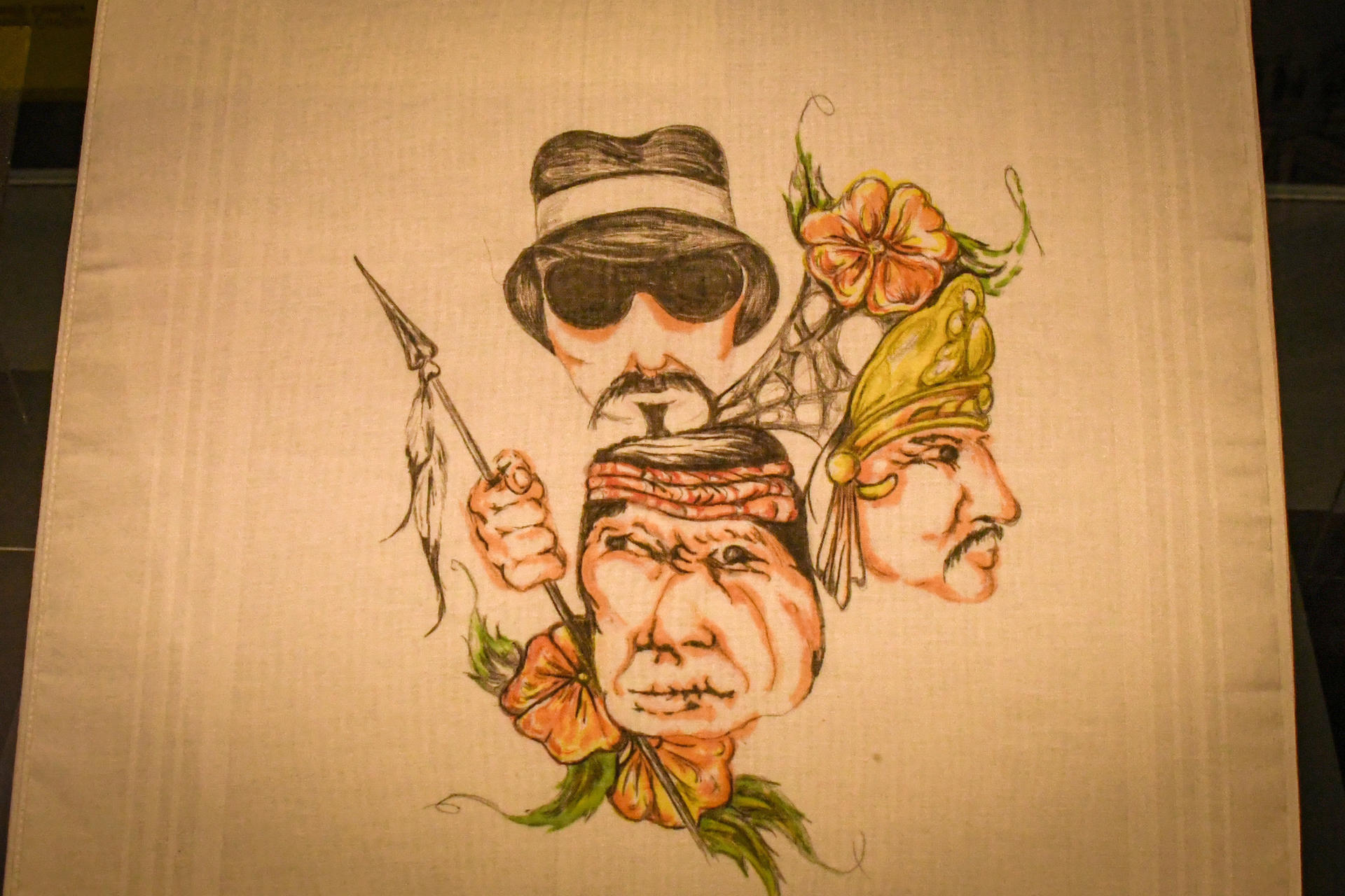 Fotografía que muestra un dibujo hecho a mano por un grupo de 'cholos', parte de la cultura chicana de California, desplegado durante la exposición 'Corazón y Vida' este jueves, en Washington (Estados Unidos). EFE/David Toro
