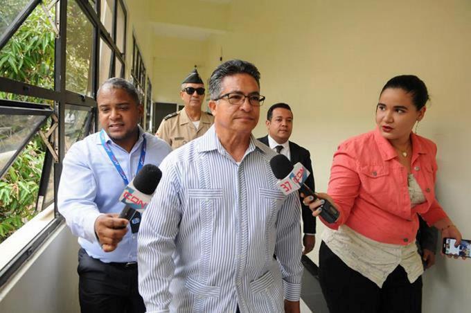 Dejan en libertad al general Peña Antonio y mandan a prisión coronel en caso Super Tucano