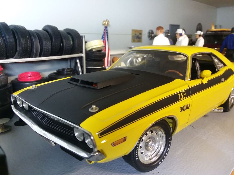 Pics) 1970 Dodge Challenger – Forum 18 – The Diecast Zone Forums