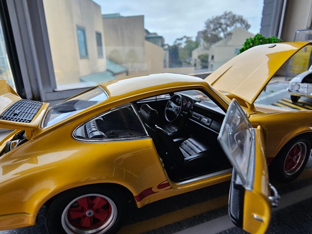 EBBRO 1:24 Porsche 911 Carrera 2.7 RS 1973 – Forum 24 – The