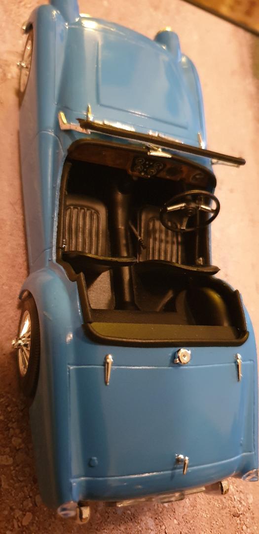 Gunze Sangyo 1/24 1955-57 Triumph TR3. – Forum 24 – The Diecast